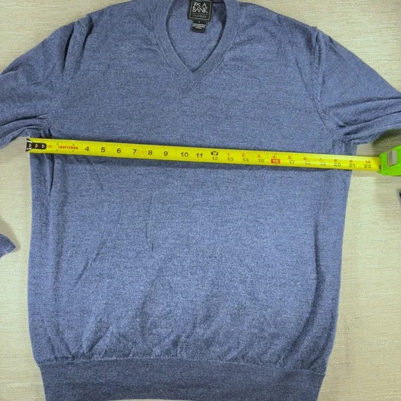 Jos A Bank Traveler Merino Wool V-Neck Sweater Mens Large Blue - Picture 3 of 6